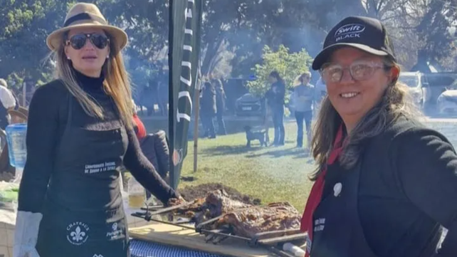 Las chicas no salían esta tarde de su asombro.