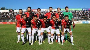 El uno por uno de Colón en la caótica derrota ante Chaco For Ever