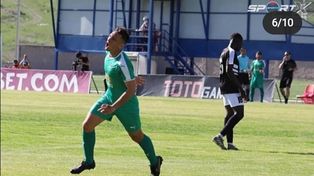 Agustín Maziero dejó su huella goleadora en Lori FC. En la postal se lo ve festejando un gol ante Noah.