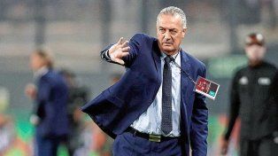 Gustavo Alfaro volvería al país para dirigir a Racing, tras su paso por la Selección de Ecuador.