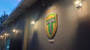 El frente del gimnasio de Tilcara.
