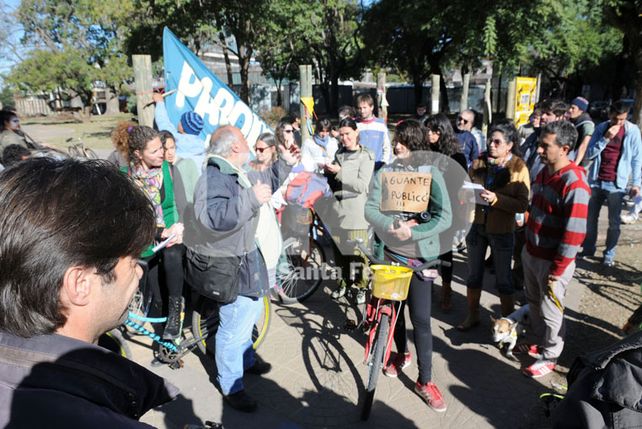 Una manifestación que llenó de color