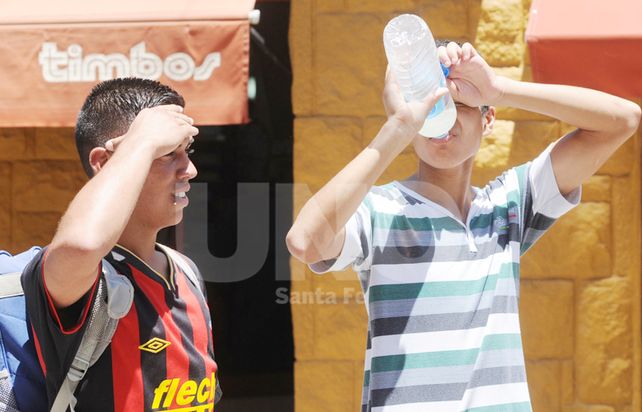Jornada agobiante: rige un alerta amarilla y la sensación térmica rozó los 50º
