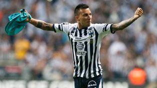 El ex futbolista que tuvo una extensa trayectoria en el fútbol nacional e internacional nunca perdió el sentido de pertenencia y el afecto que lo une con el club y la ciudad que lo vieron crecer en el deporte.