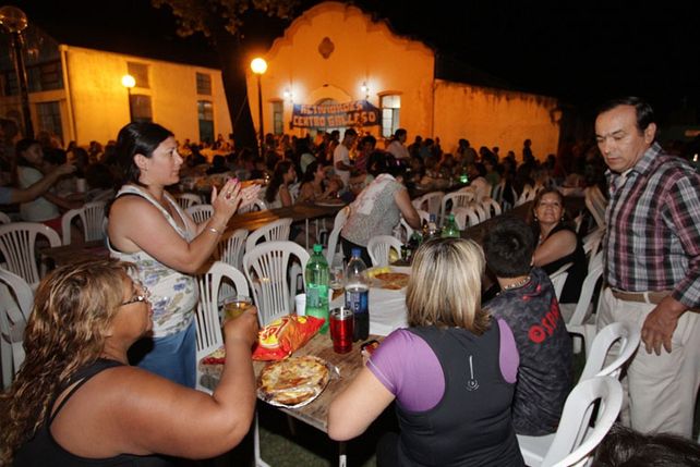 El Centro Gallego despidió el año con una fiesta para todos los vecinos