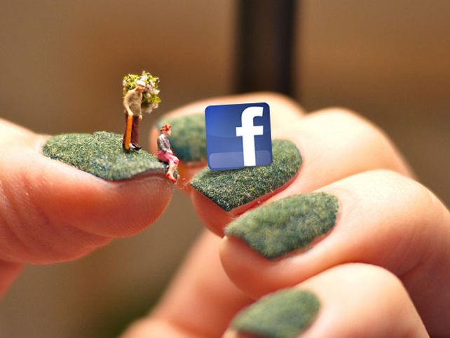 Zuckerberg prepara una versión mini de Facebook