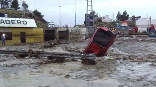Temporal causa estragos en seis provincias: Comodoro Rivadavia, bajo el agua