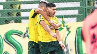 Defensa superó a Riestra y es líder transitorio en la zona A del Clausura