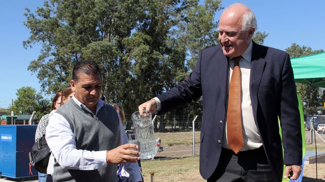 Más de 11 mil beneficiados: Sauce Viejo y Desvío Arijón ya reciben agua del acueducto