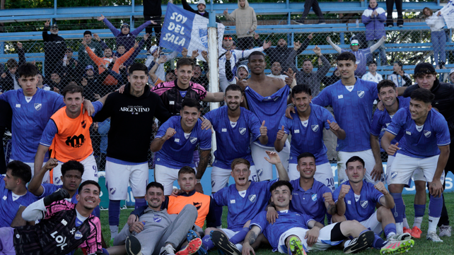 Primera C. Argentino juega ante Defensores de Glew