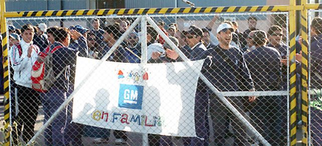 General Motors y Smata acordaron despu&eacute;s de dos meses de conflicto
