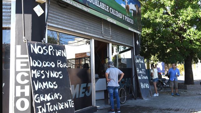 Una carnicería de bulevar Seguí y Lavalle fue baleada y cierra sus puertas. Le pedían $100 mil para protección.&nbsp;