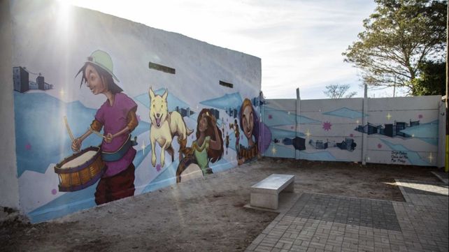 La plaza de Rui Barbosa y Bermúdez tras la intervención de los muralistas.