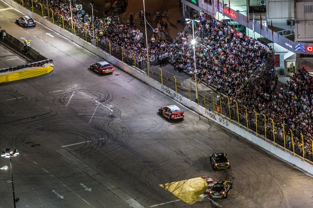 Las 20 mejores postales del Súper TC2000 en el Callejero de Santa Fe