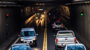 Aumentará un 100% el telepeaje en el Túnel