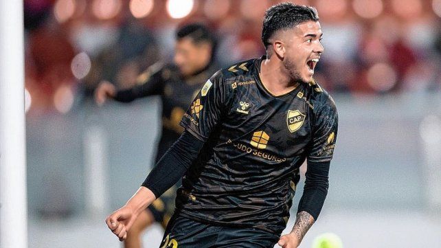 El apoyo de Palermo a Sabella en Platense