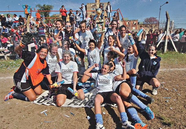 Las damas también tuvieron una gran temporada con la obtención del título principal.