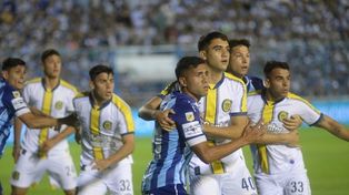 Central lo peleó, lo ganaba y casi lo pierde ante el decano.