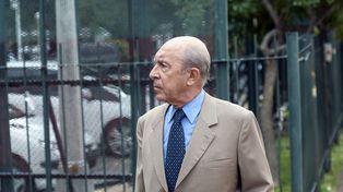 Condenan por espionaje al ex jefe de la Armada, Jorge Godoy