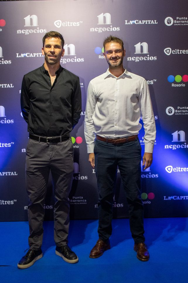 Matías Crestale junto a Alejandro Lauro de Crestale Propiedades.