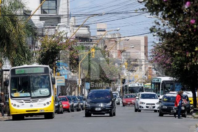 Rivadavia: se empezó a pintar el carril exclusivo