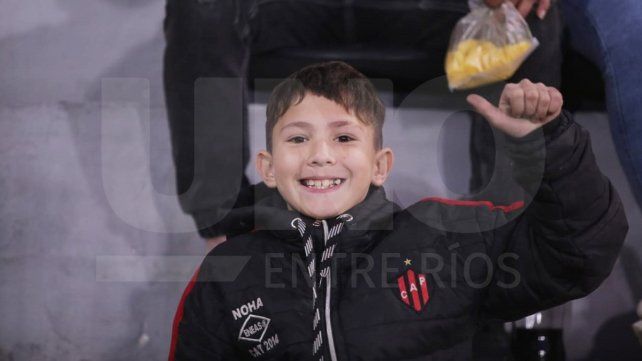 Patronato se mide este domingo con Defensores de Belgrano. En las tribunas y plateas la familia rojinegra celebra el Día de las Infancias