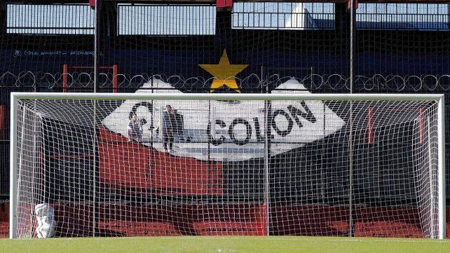 El jueves cierra el mercado y Colón todavía busca tres refuerzos