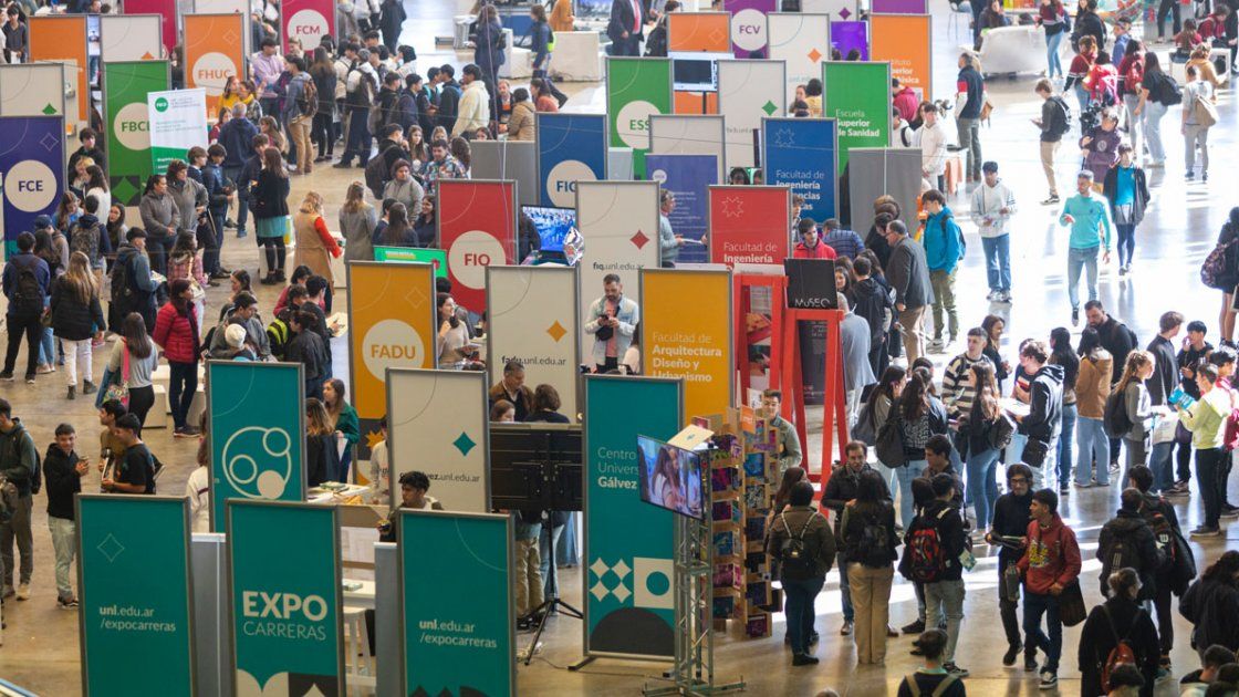 Expocarreras UNL. La Universidad Nacional del Litoral inauguró su muestra educativa en la Estación Belgrano.