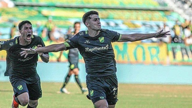 Defensa y Justicia lo pasó por encima a Aldosivi en el Minella