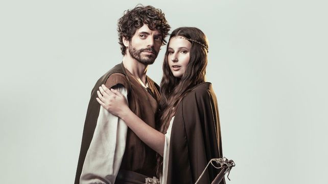 Los rosarinos Federico Salles y Delfina Beltramone protagonizan Robin Hood