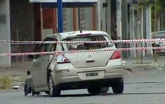 El conductor del automóvil que atropelló a los seis chicos fue detenido por la policía.