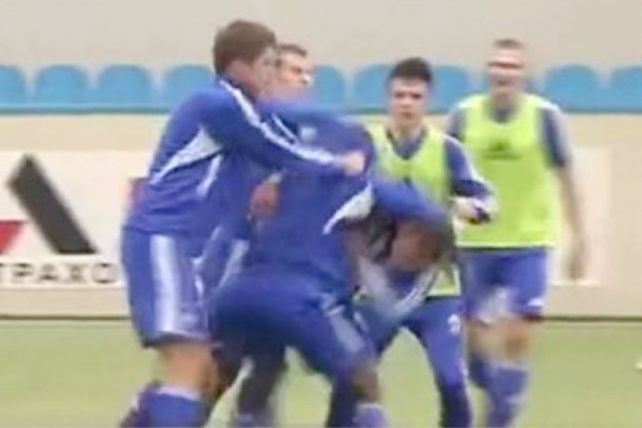 Feroz pelea entre compañeros en un club ucraniano