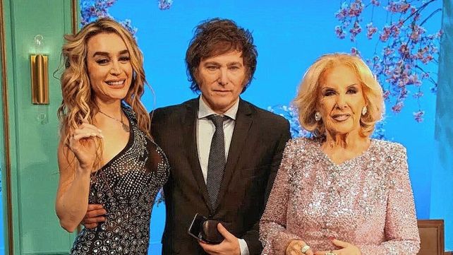Mirtha Legrand en su regreso a la televisión junto a Javier Milei y Fátima Florez.