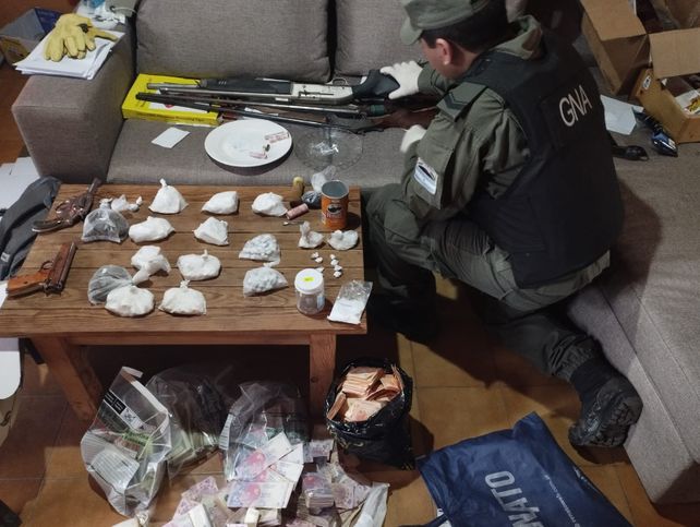La cocaína incautada pasó los dos kilos. También secuestraron armas.&nbsp;