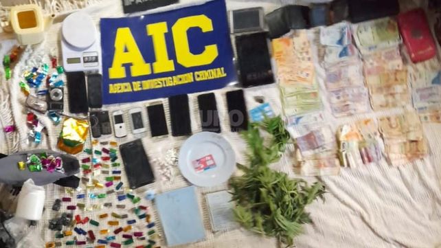 Atrapan a ocho vendedores de drogas en Rincón y les incautaron armas y balas