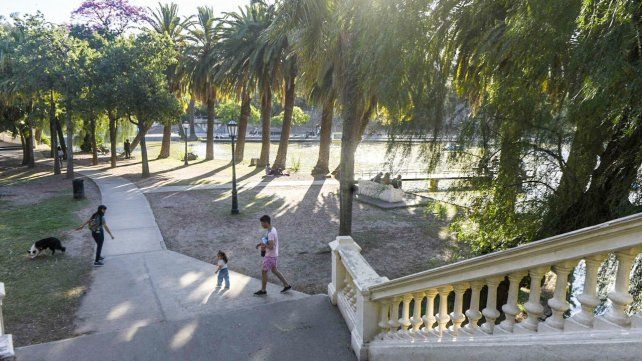 El tiempo en Rosario: un lunes con nubes y caluroso, a la espera de mucha agua