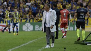 Autocrítico y feliz. “La localía no se negocia y me alegro que Central haya ganado”.&nbsp;