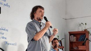 El Padre Pepe visitó la ciudad para hablar sobre prevención del consumo de drogas.&nbsp;