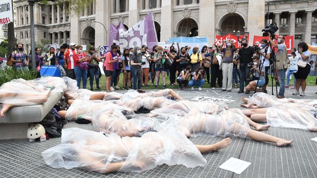 Colectivo de Mujeres propone declarar la emergencia nacional por violencia de género