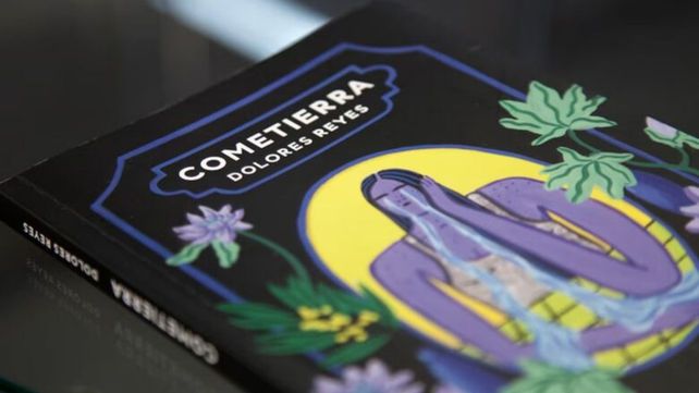 El libro Cometierra es de la escritora y docente argentina Dolores Reyes.