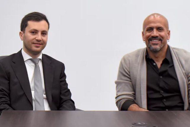 Stefano Di Carlo y Juan Sebastián Verón se reunieron en el Monumental.