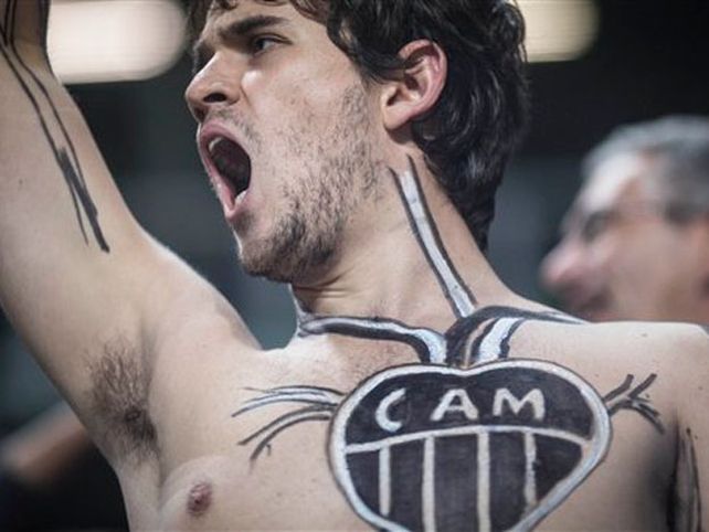 Newells perdió con Mineiro y quedó fuera de la Copa por penales