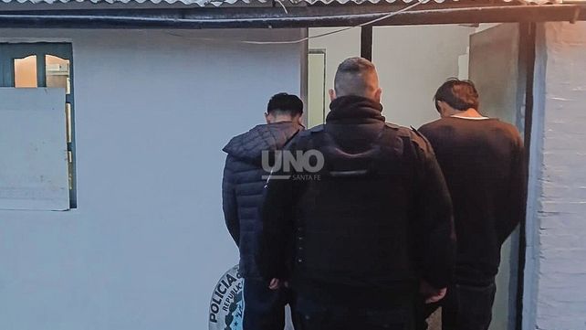 Persecución en Ruta 1: Dos jóvenes evadieron un control policial y fueron perseguidos por varios kilómetros.