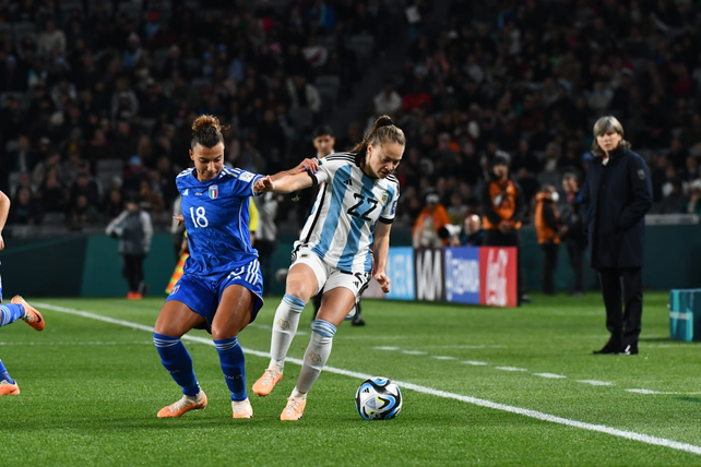 Estefanía Banini es la creadora de fútbol del equipo argentino