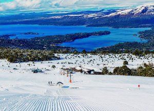 Batea Mahuida: nieve, araucarias y una de las opciones más accesibles para esquiar