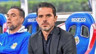 La salida de Gago desató la furia de todo Chivas de Guadalajara.