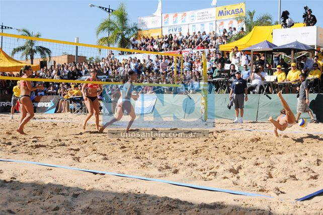 En la Costanera santafesina, la Selección Femenina de Beach Vóley clasificó a Londres