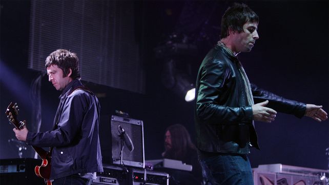 Noel y Liam Gallagher volverán a tocar juntos con el reencuentro de Oasis.
