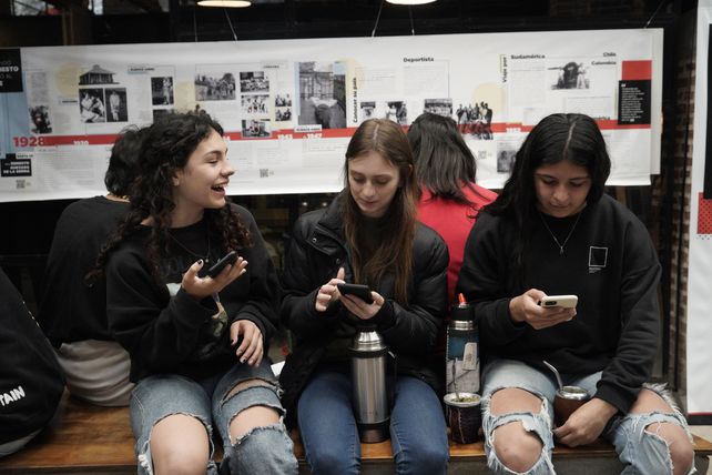 El acompañamiento a quienes ingresan cada año a las distintas facultades es uno de los pilares del programa.
