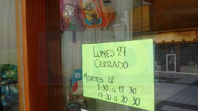 Vacía. La Peatonal